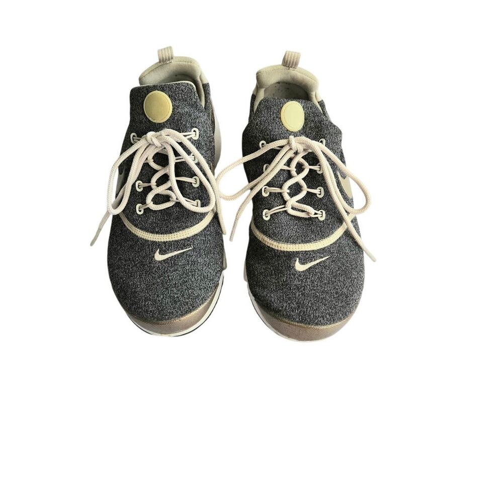 Womens Nike Presto Fly size 6.5